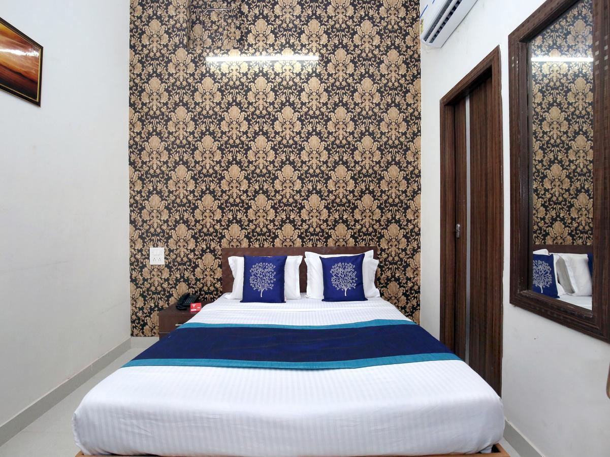 Oyo 10075 Hotel Kaydee Amritsar Exterior foto
