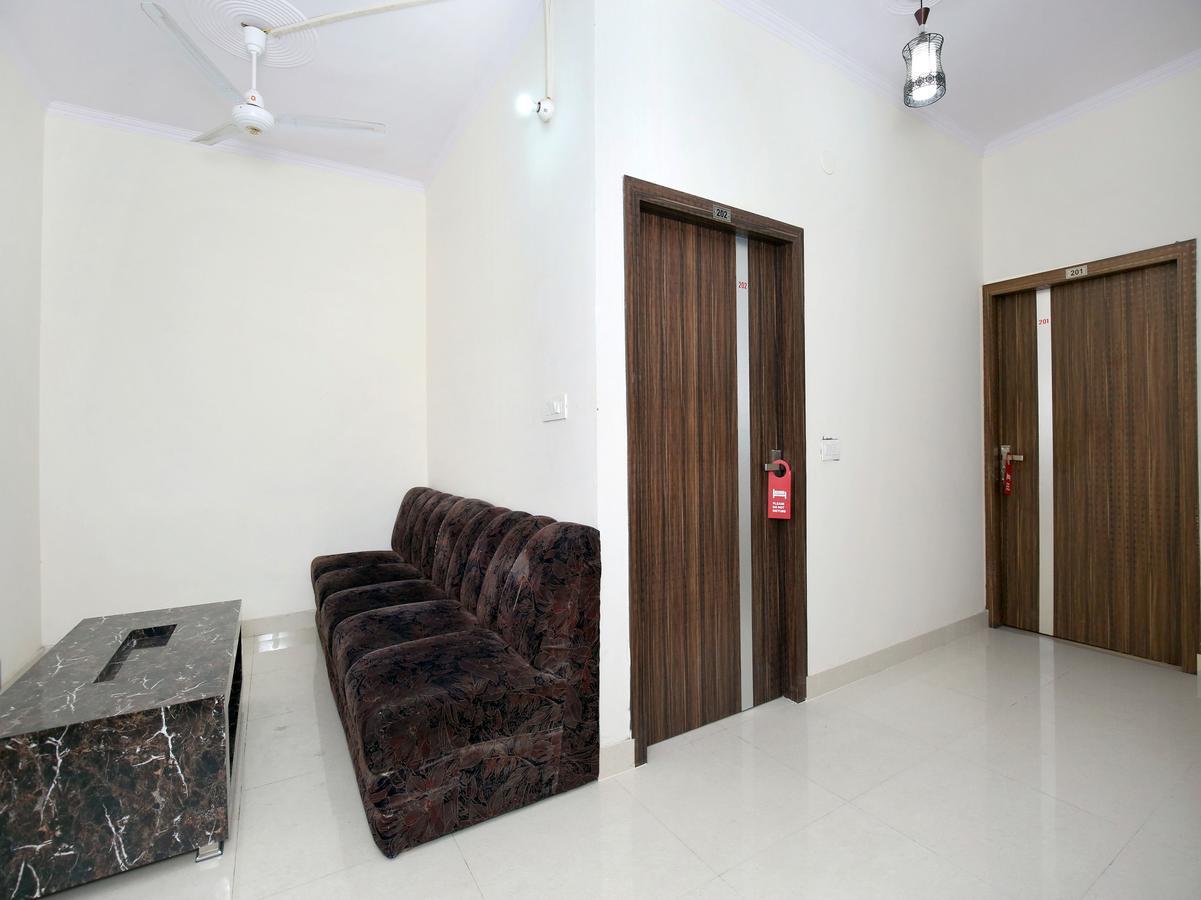 Oyo 10075 Hotel Kaydee Amritsar Exterior foto